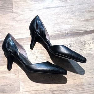 Life Stride Size 6 heels